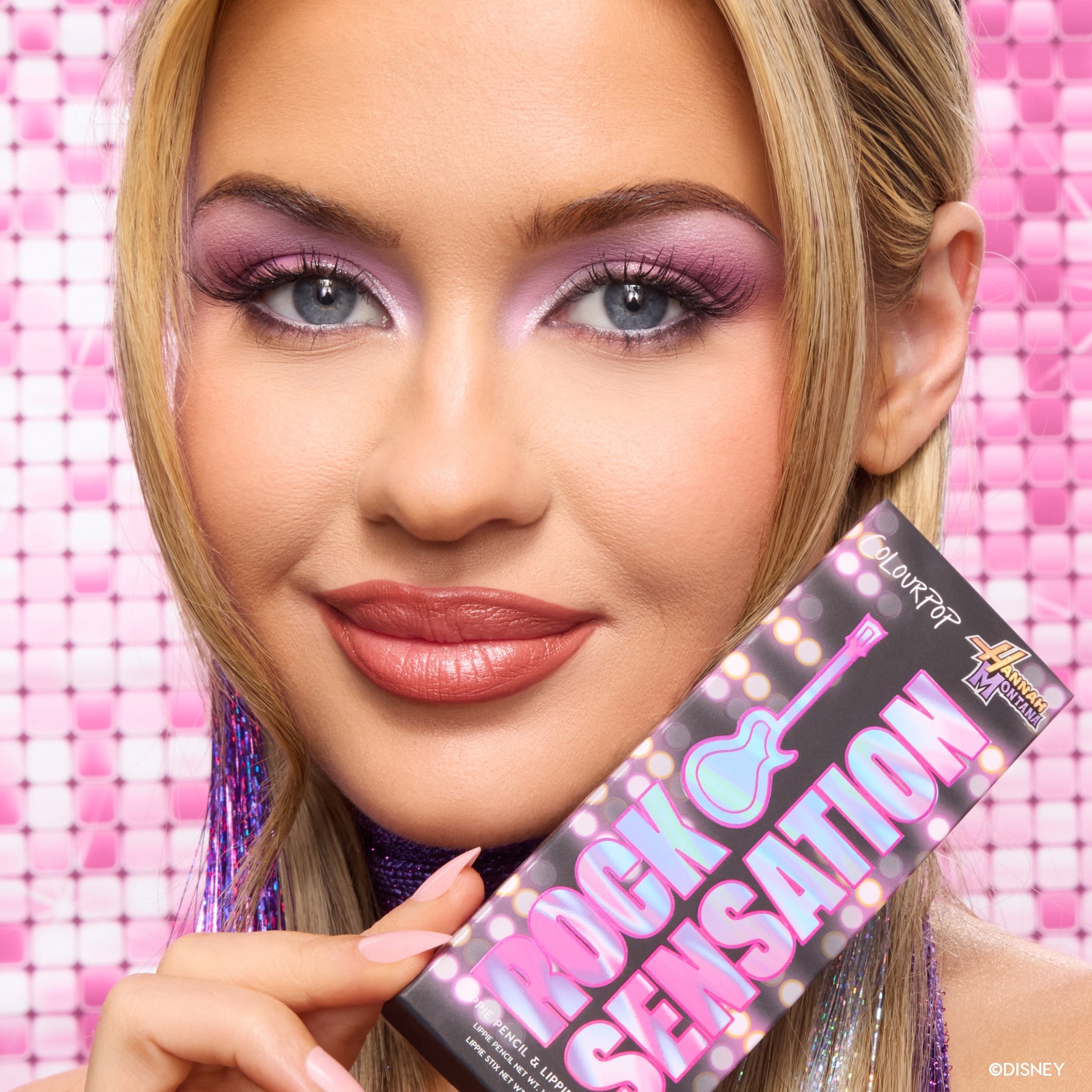 Double Kiss - Rich Select Beauty Essentials