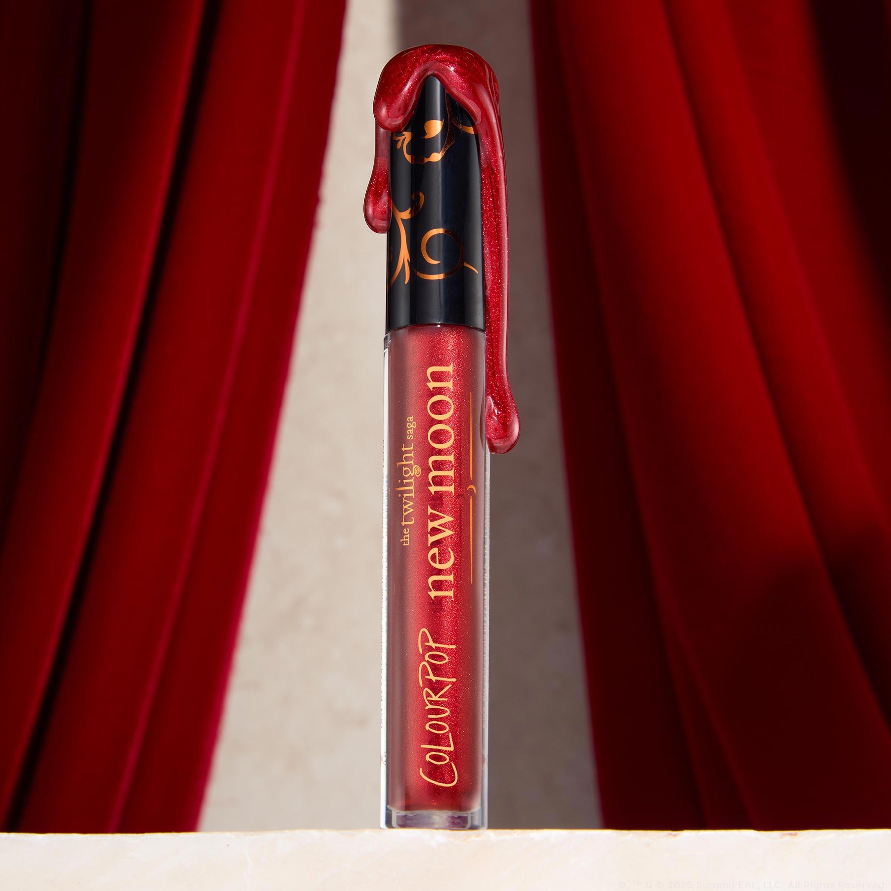 Runs with Vampires - Glossy Romantic Lip Detail