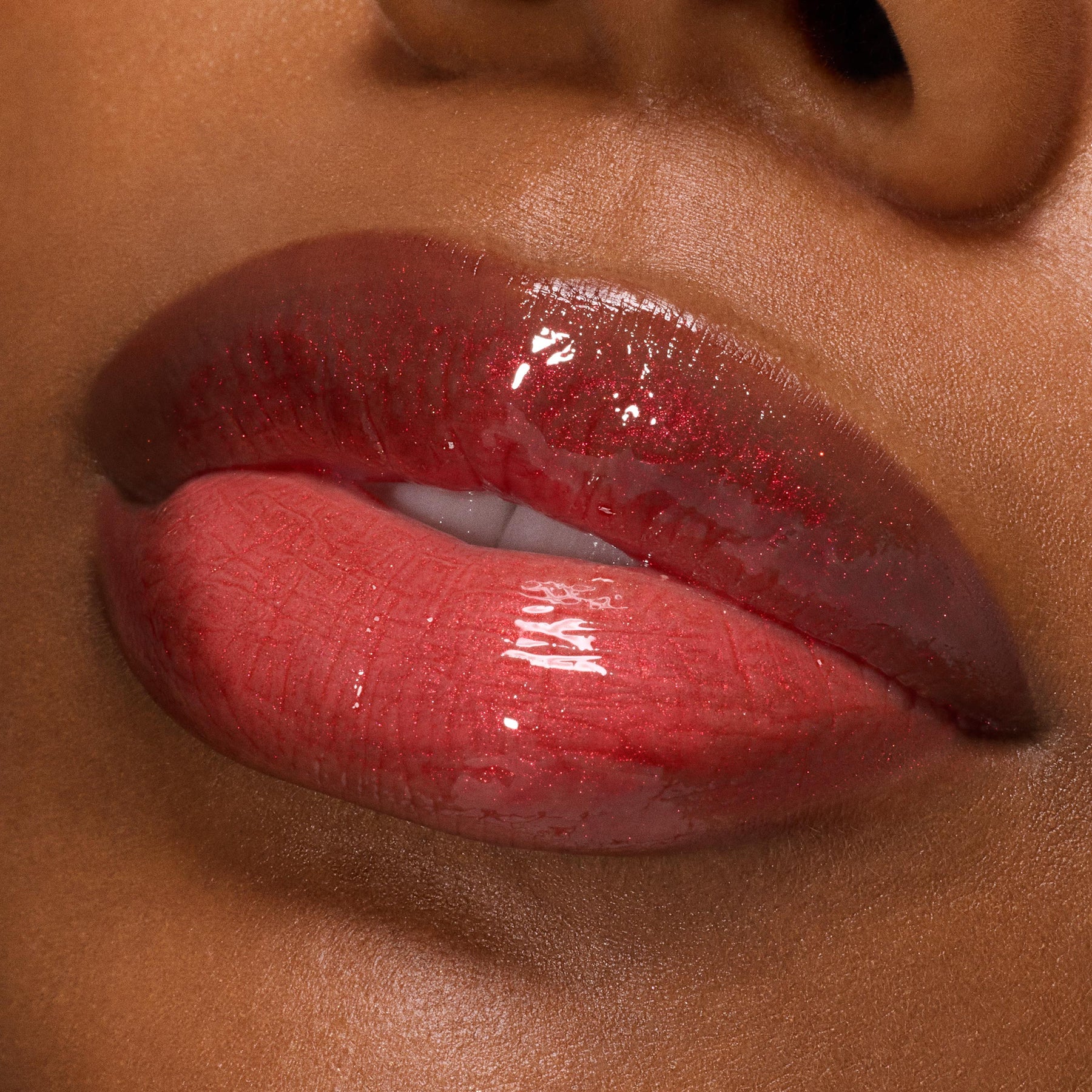 Runs with Vampires - Glossy Romantic Lip Detail