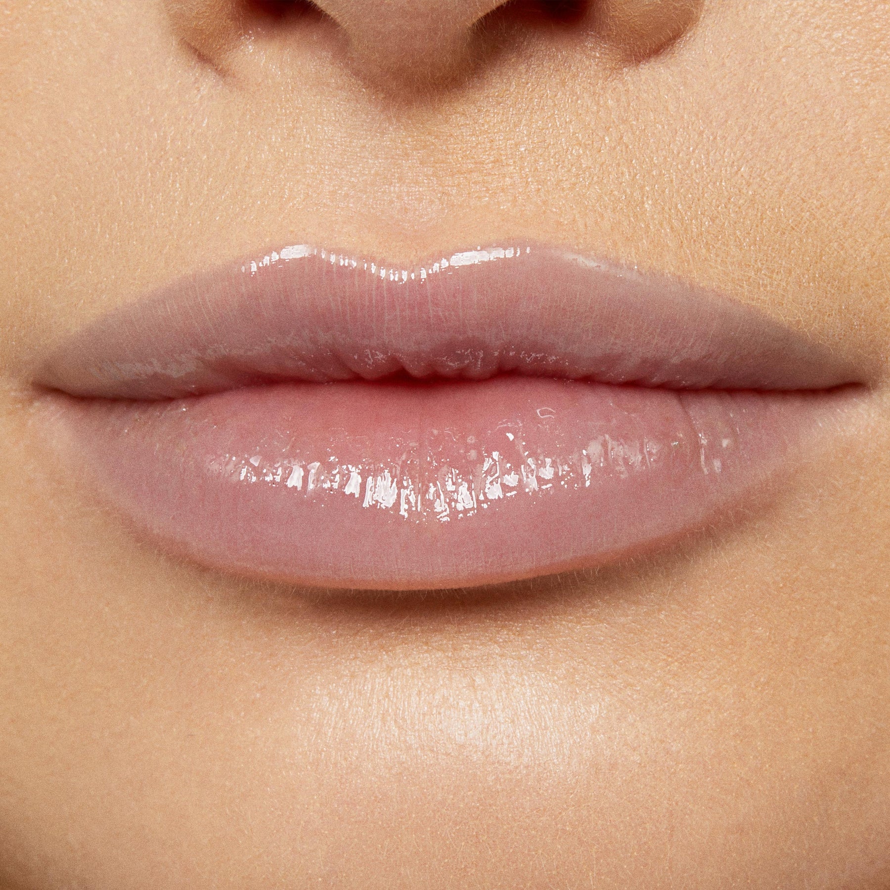Team Edward - Silky Vibrant Lip Finish