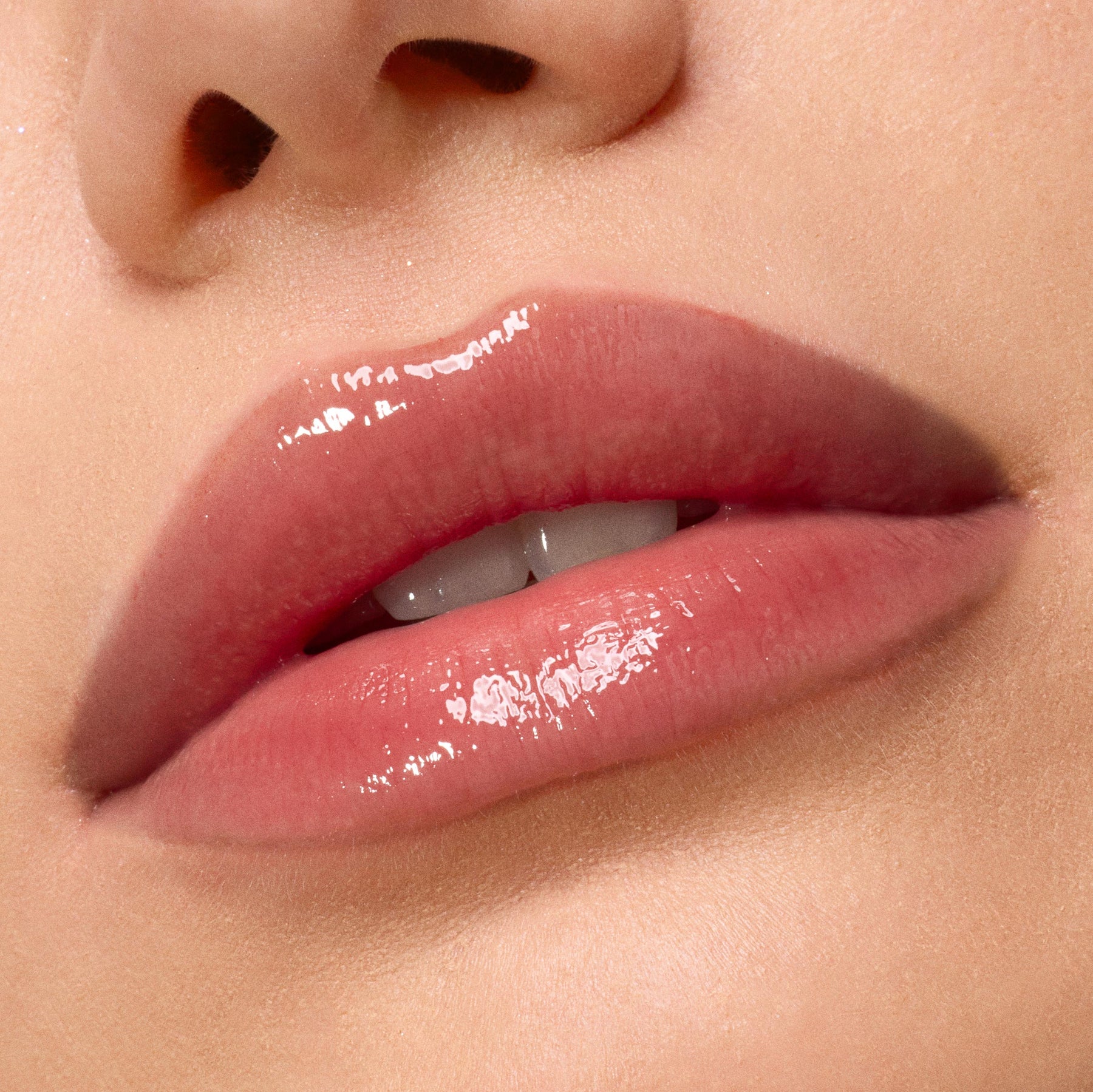 Kiss of Darkness - Silky Coordinated Beauty Archive