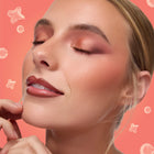 Peachy Perfection - Lightweight Vibrant Beauty Favorites