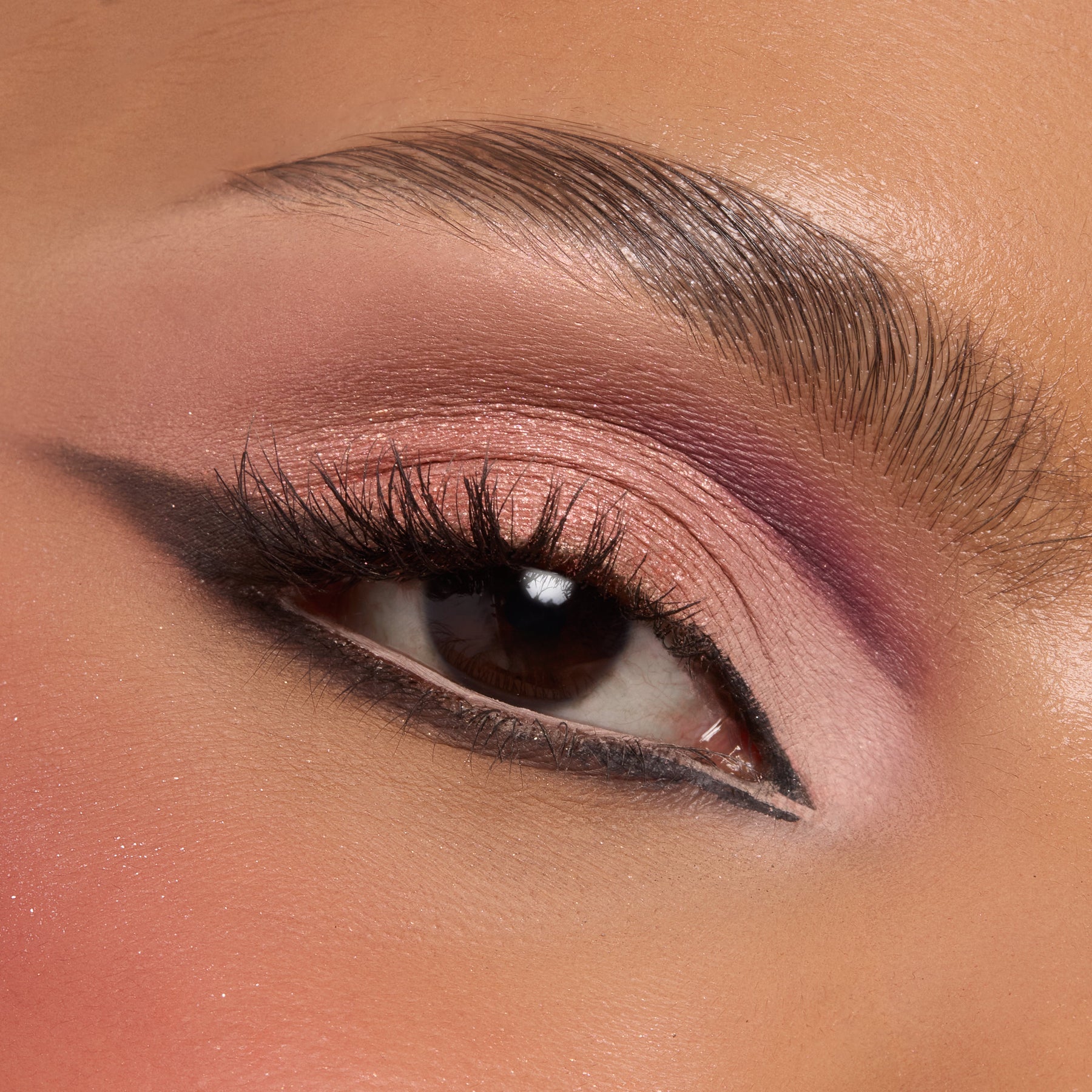 Smoke 'N Roses - Soft Versatile Eye Edit