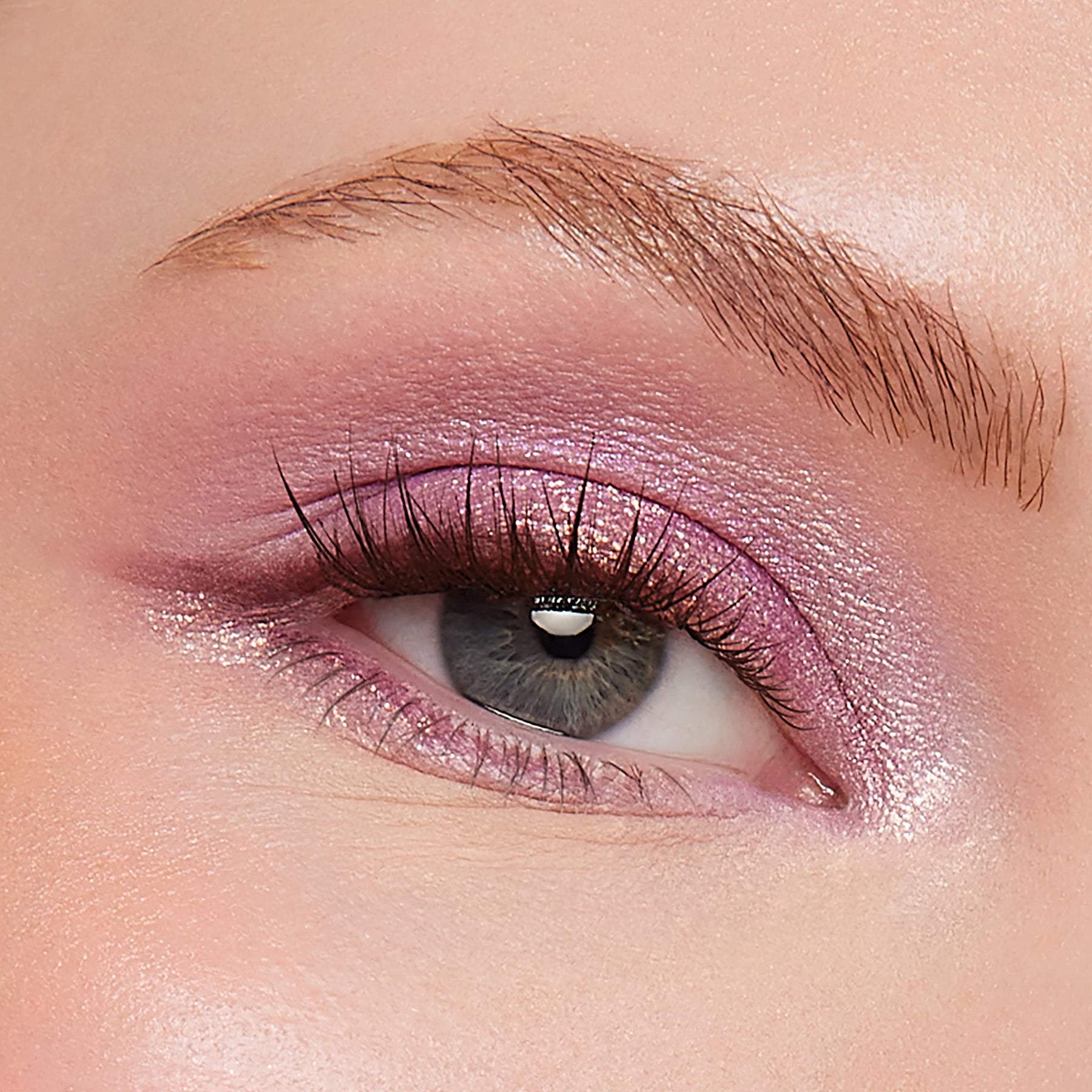 Best Day Ever - Glowing Tailored Eye Detail