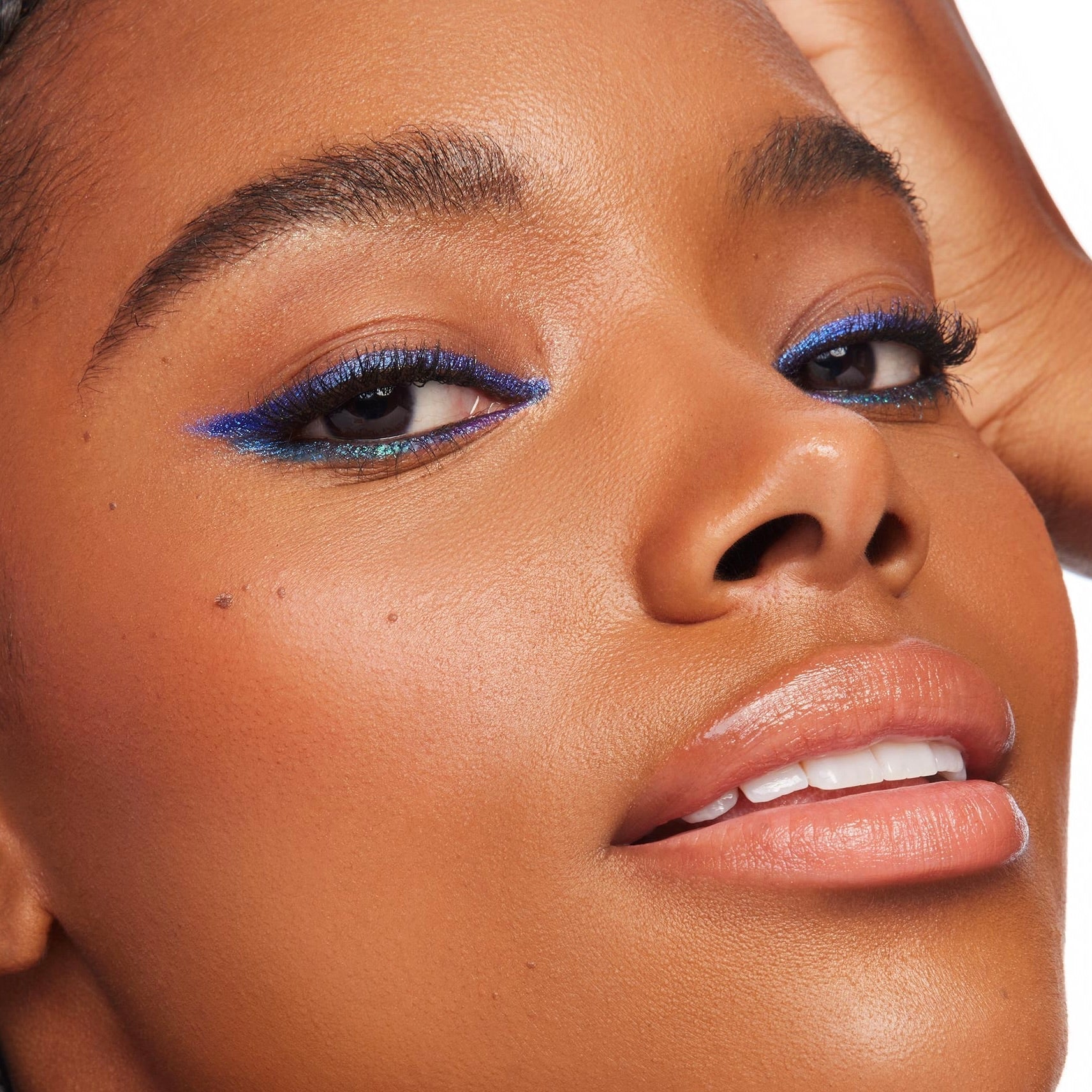 Ventura Blvd - Smooth Inspired Liner Accent