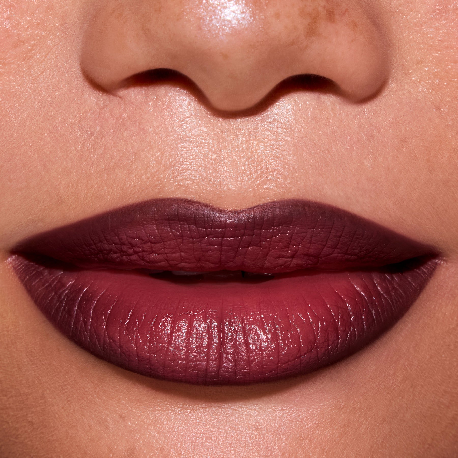 New Love - Shimmering Timeless Lip Polish